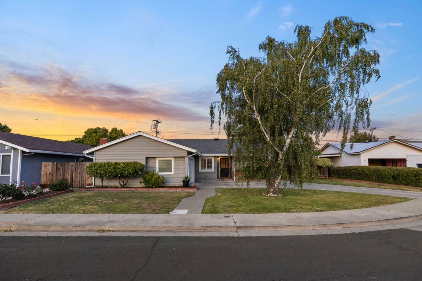 Property Photo: 3257 Llano Street CA 94403