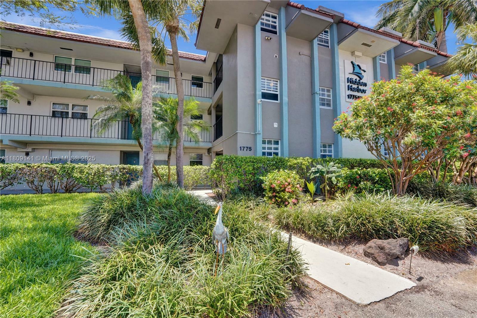Property Photo:  1775 N Andrews Sq. 104W  FL 33311 