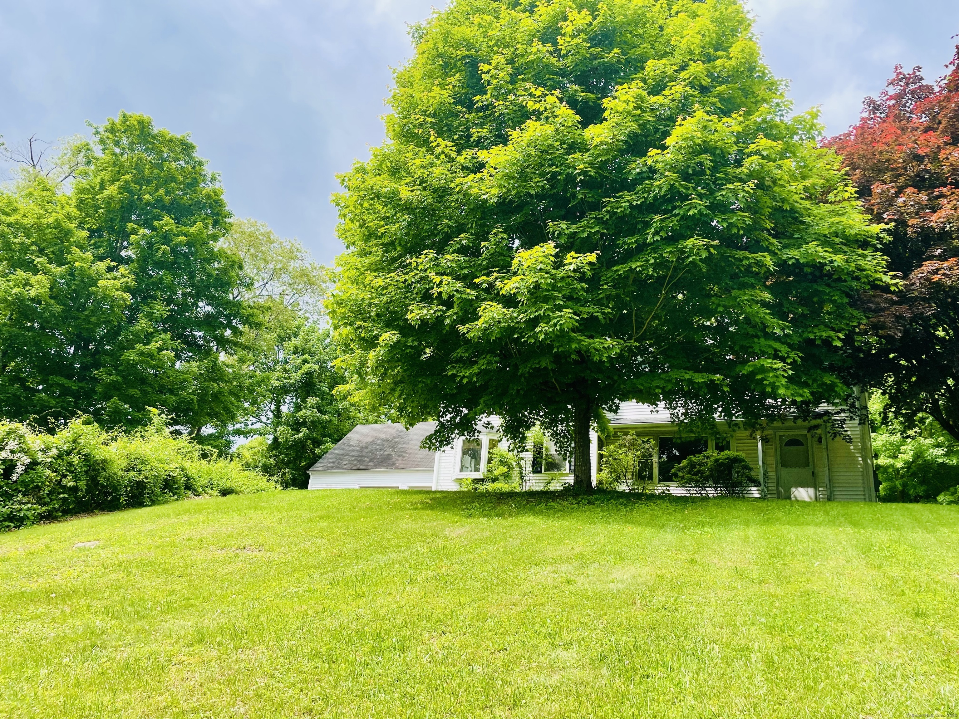 Property Photo: 172 South Road CT 06447