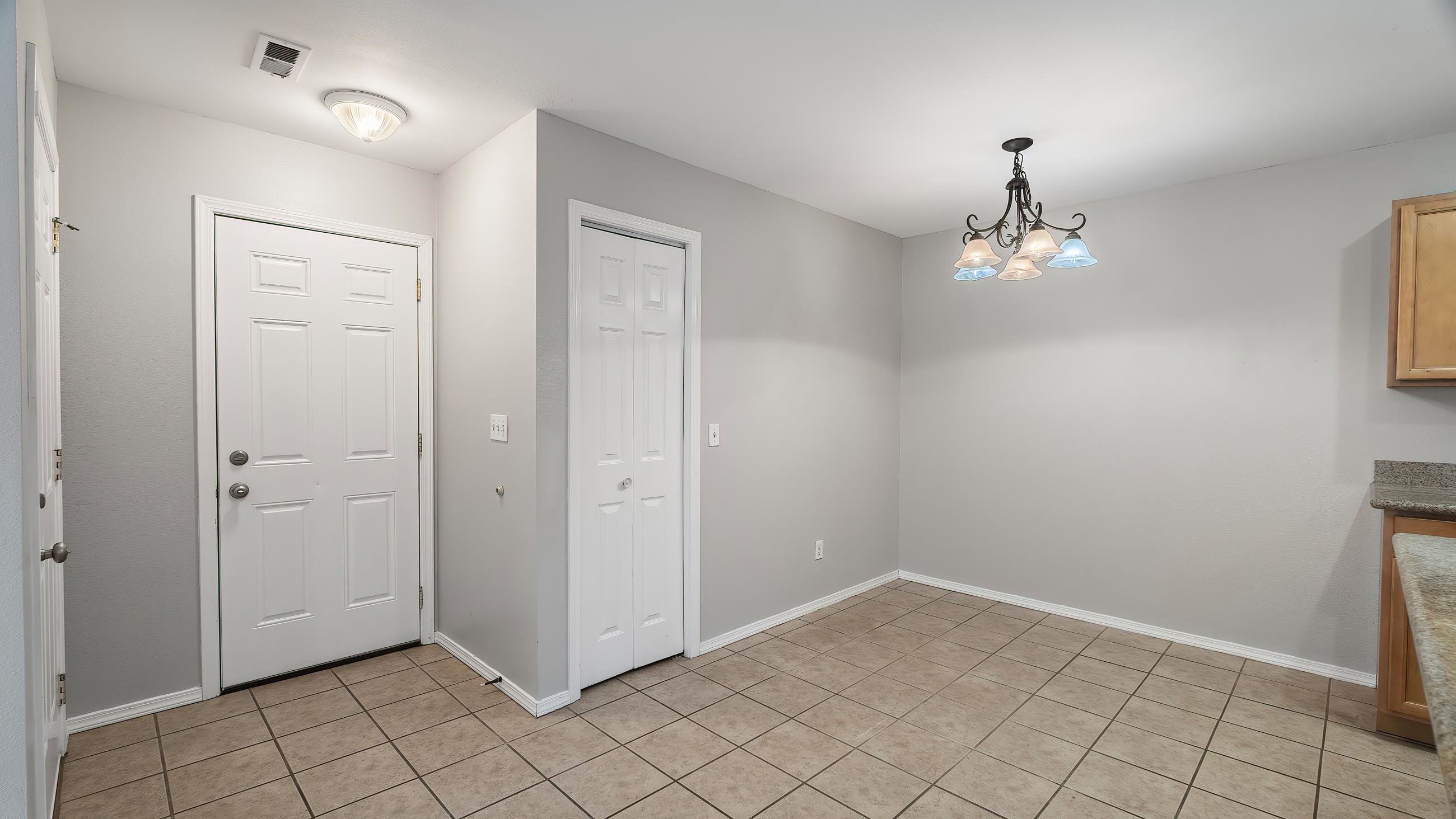 Property Photo: 12218 W 10th Ave WA 99001