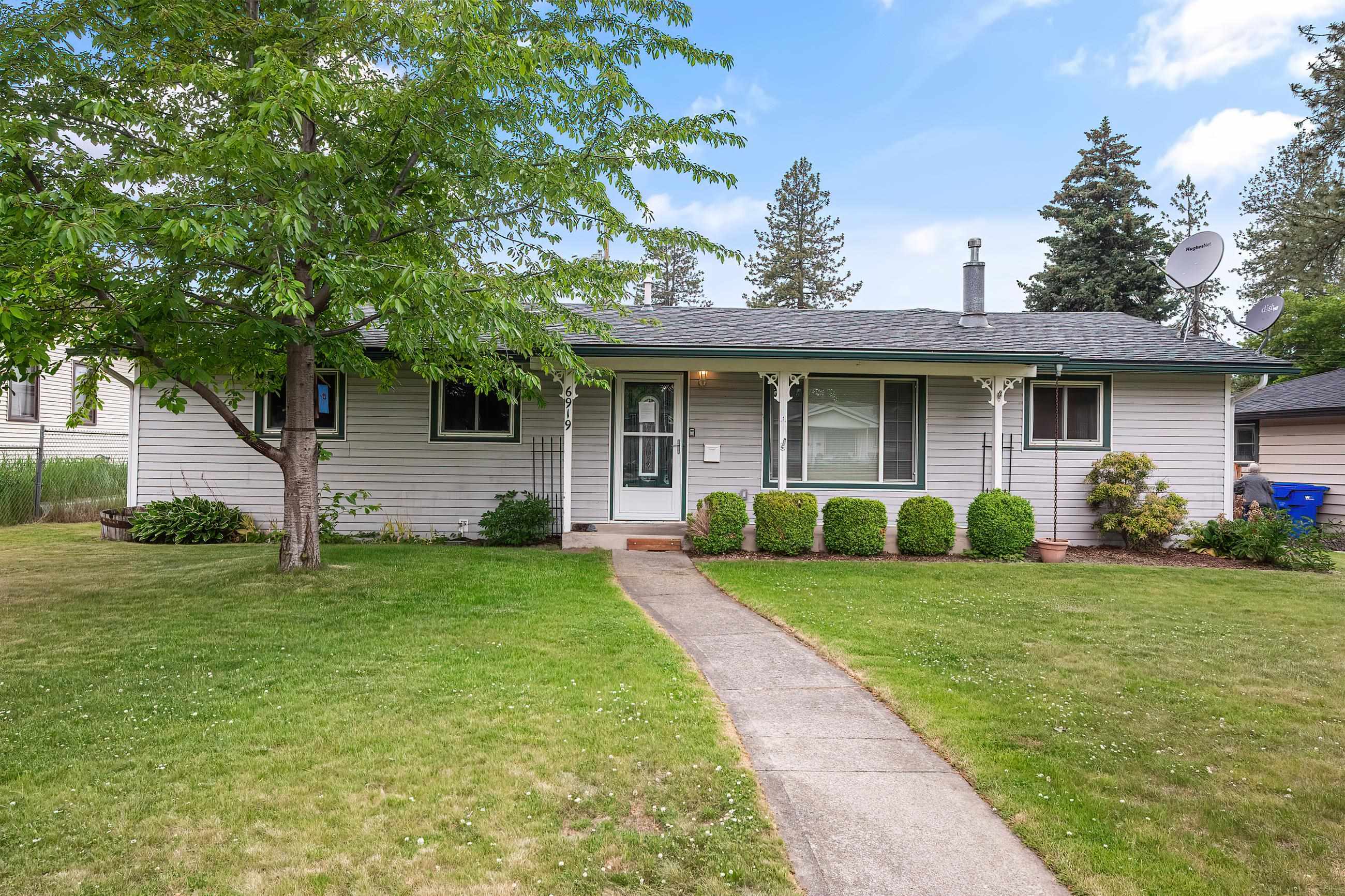 Property Photo: 6919 N Washington St WA 99208