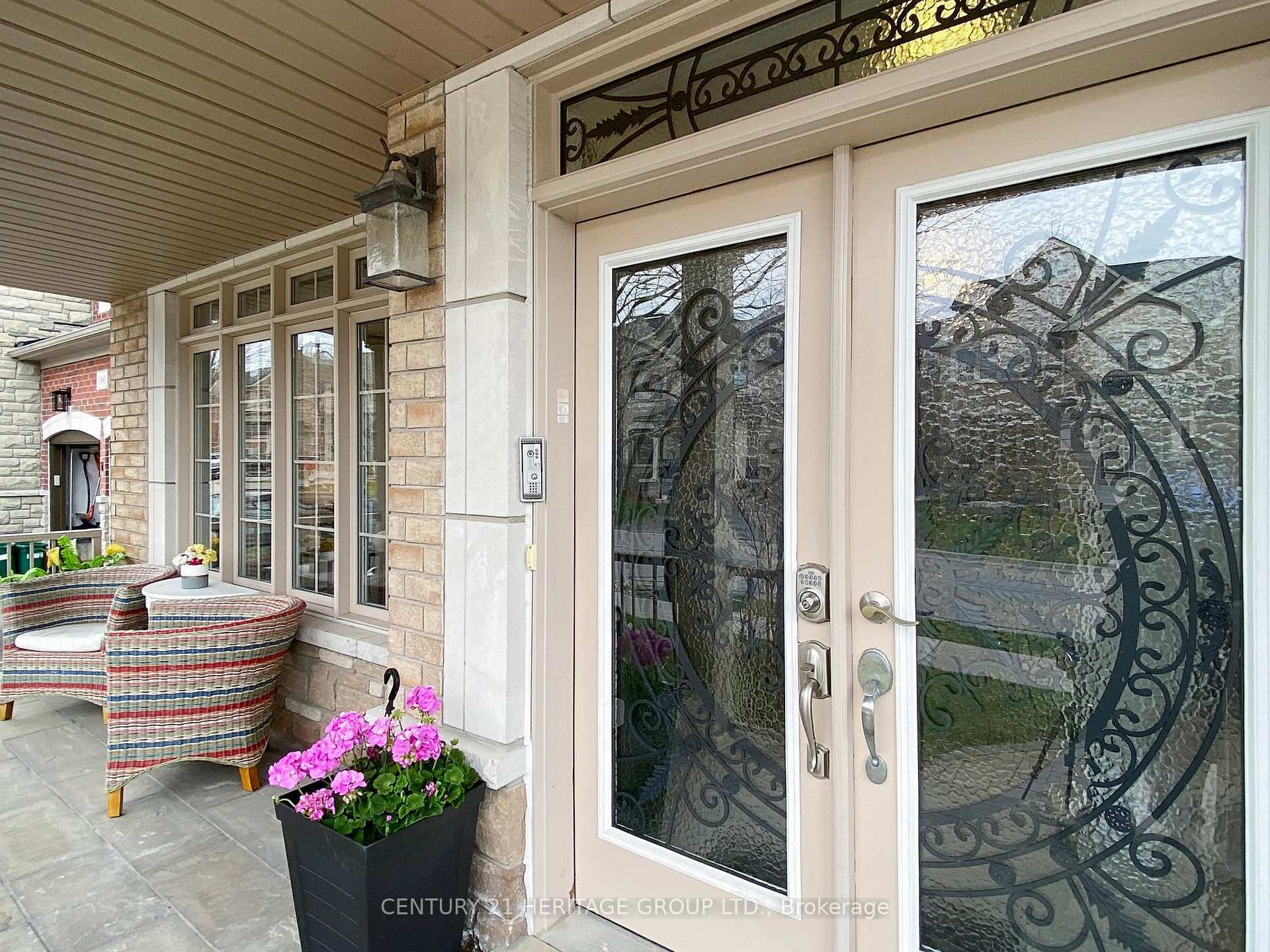 Property Photo: 1062 Blackhall Crescent ON L3X 0B3