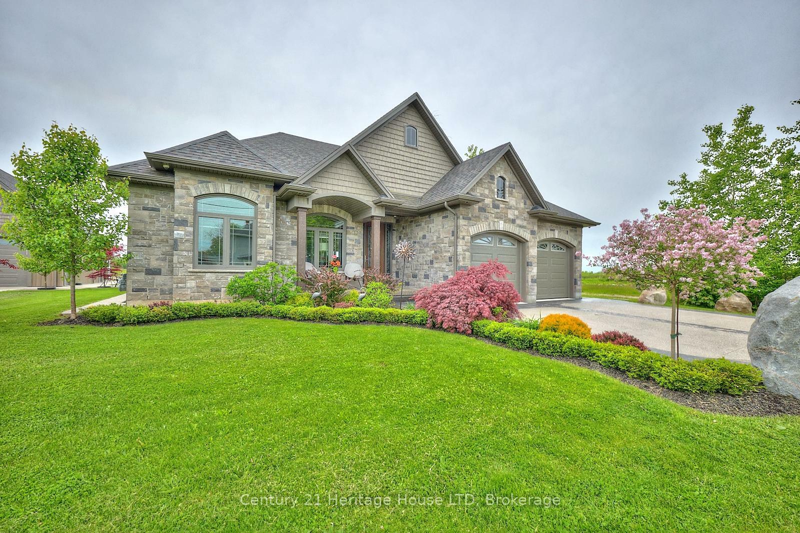 Property Photo: 17 Biggar Road ON L0S 1K0