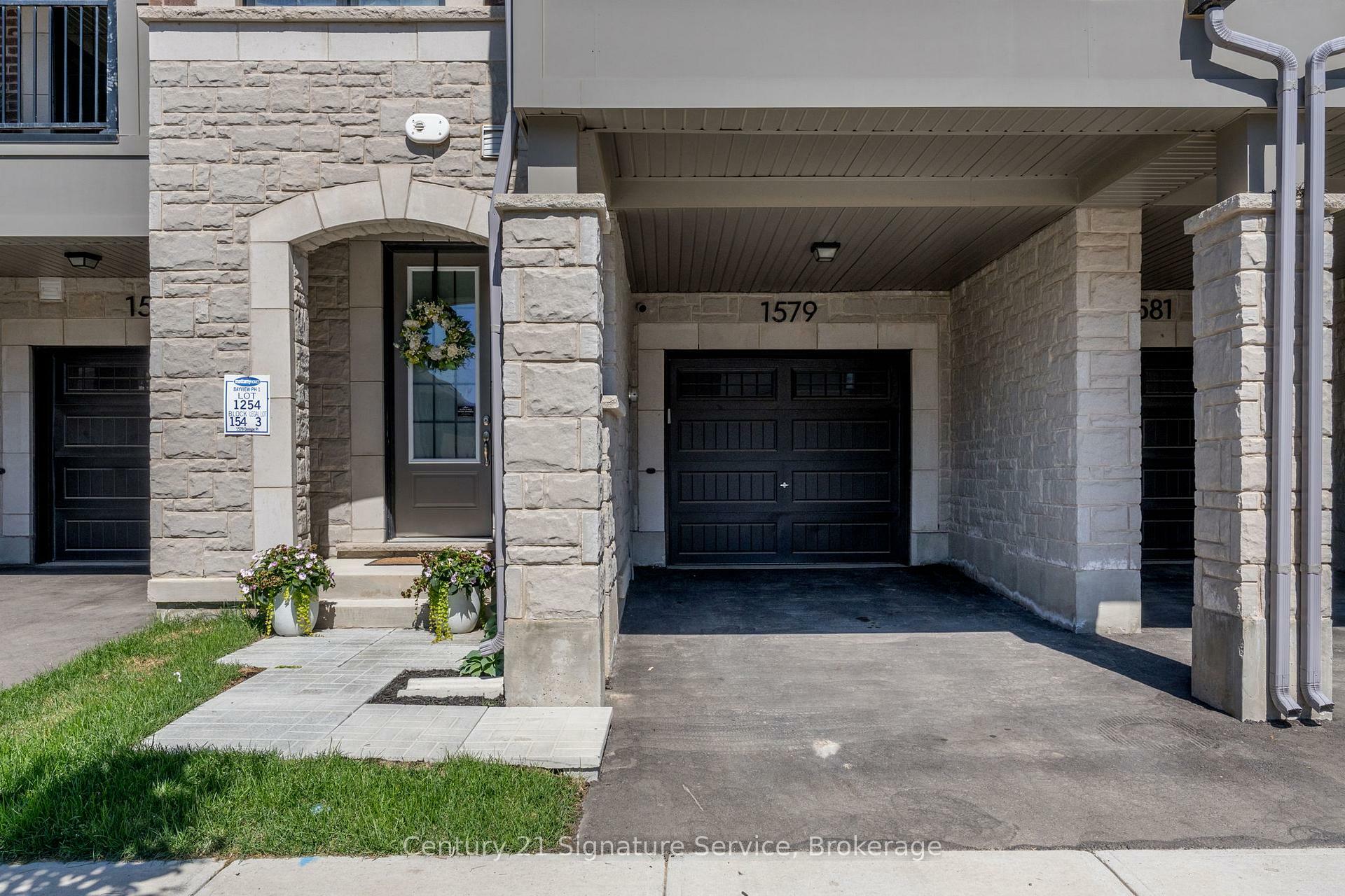 Property Photo: 1579 Denison Place ON L9E 1Y2