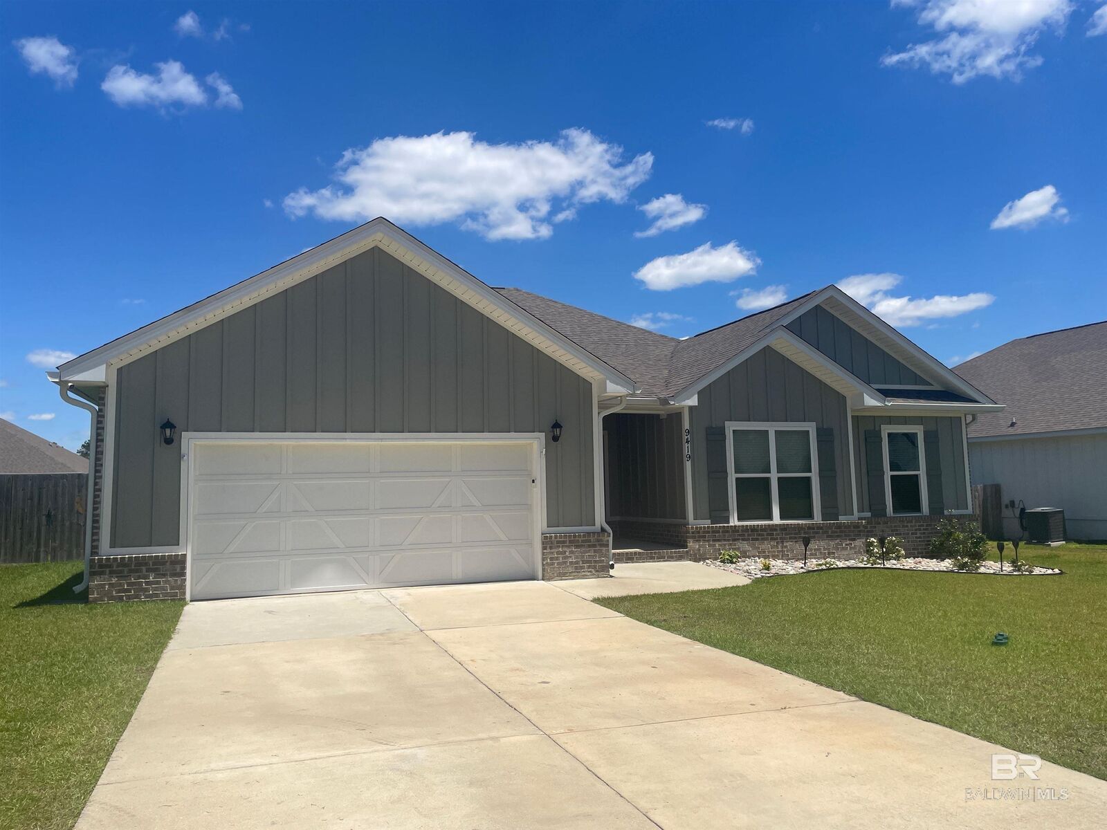 Property Photo: 9419 Amethyst Drive AL 36526