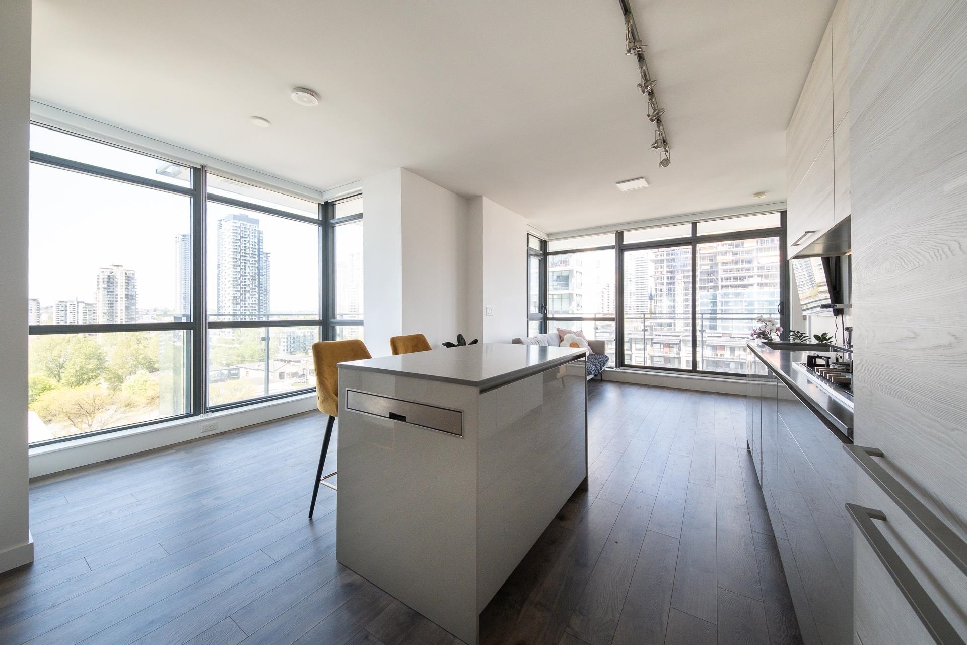 Property Photo: 4488 Juneau Street 1101 BC V5C 0M4
