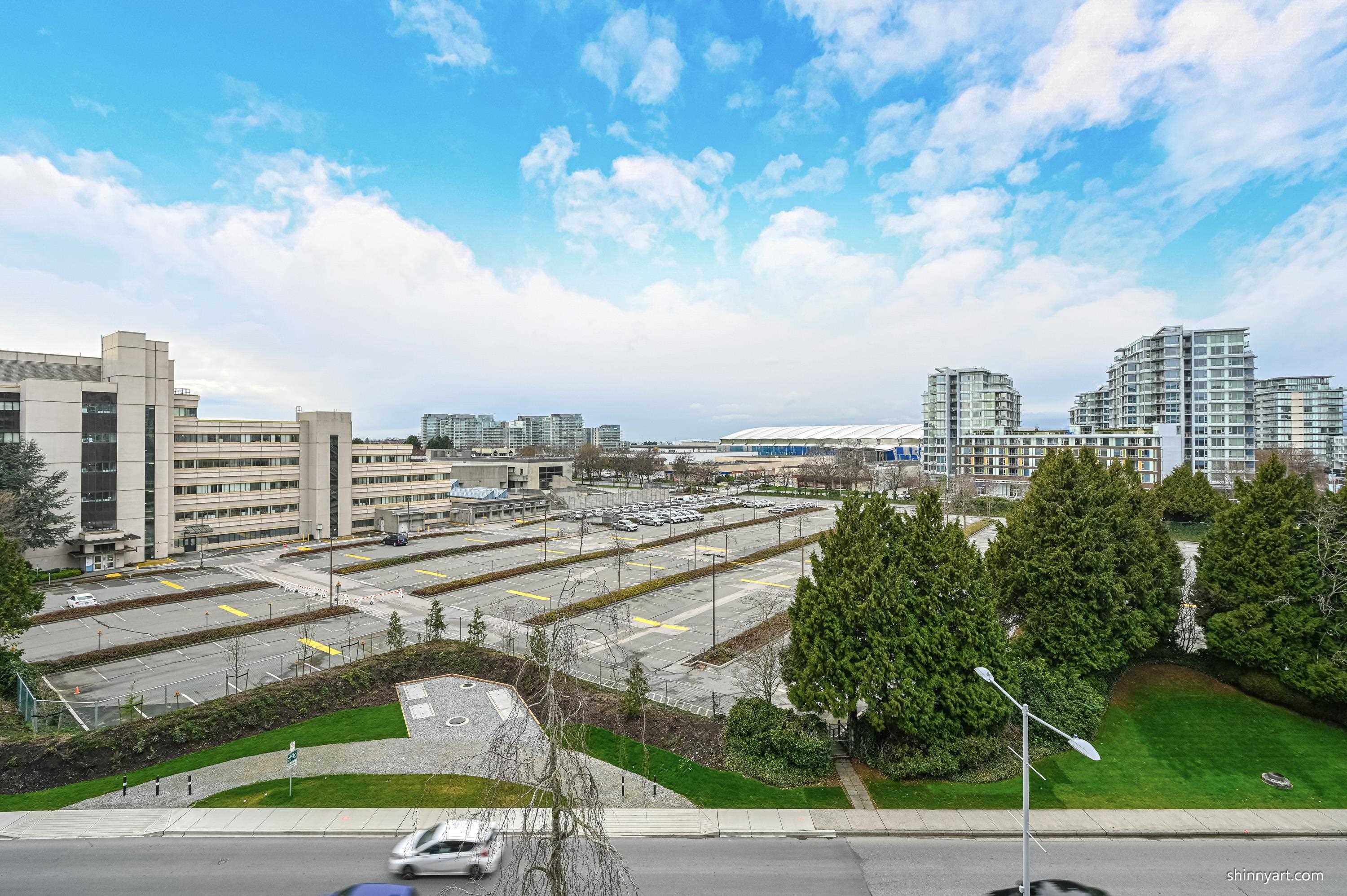 Property Photo: 5788 Gilbert Road 1709 BC V7C 0G1