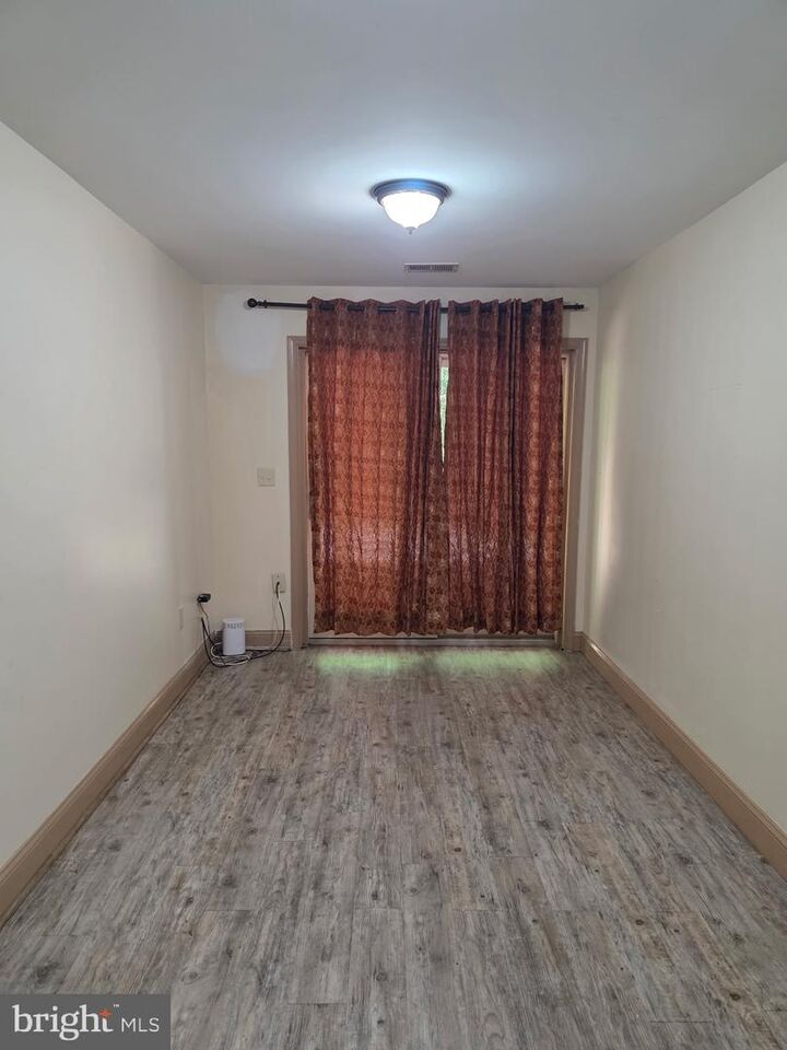 Photo de la propriété: 2526 Sylvan Moor Lane VA 22191