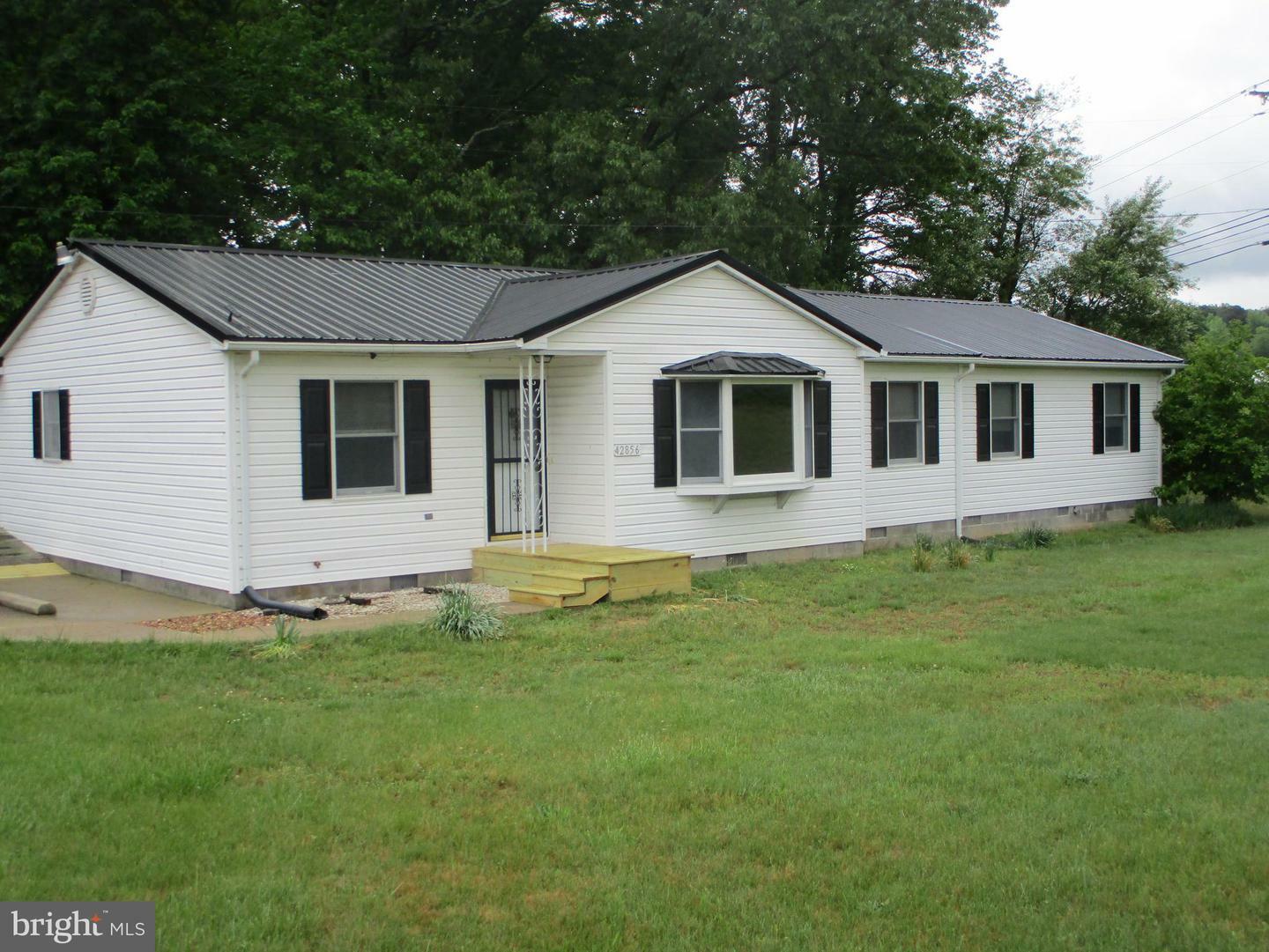 Property Photo: 42856 Higgs Lane MD 20636