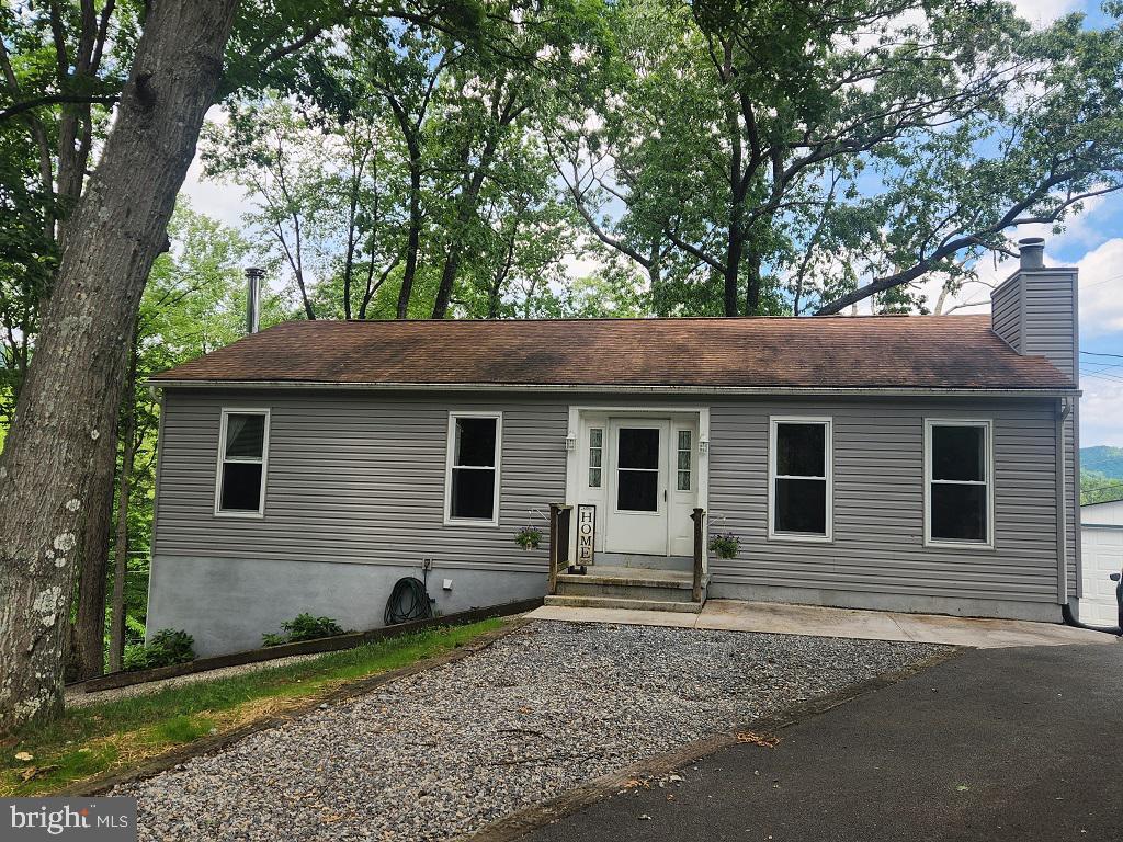 Property Photo: 28 Treetop Trail PA 17320