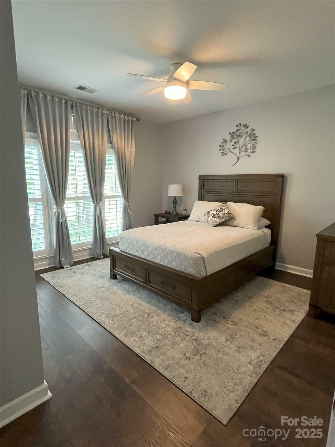 Property Photo: 5929 Waterelm Lane NC 28269