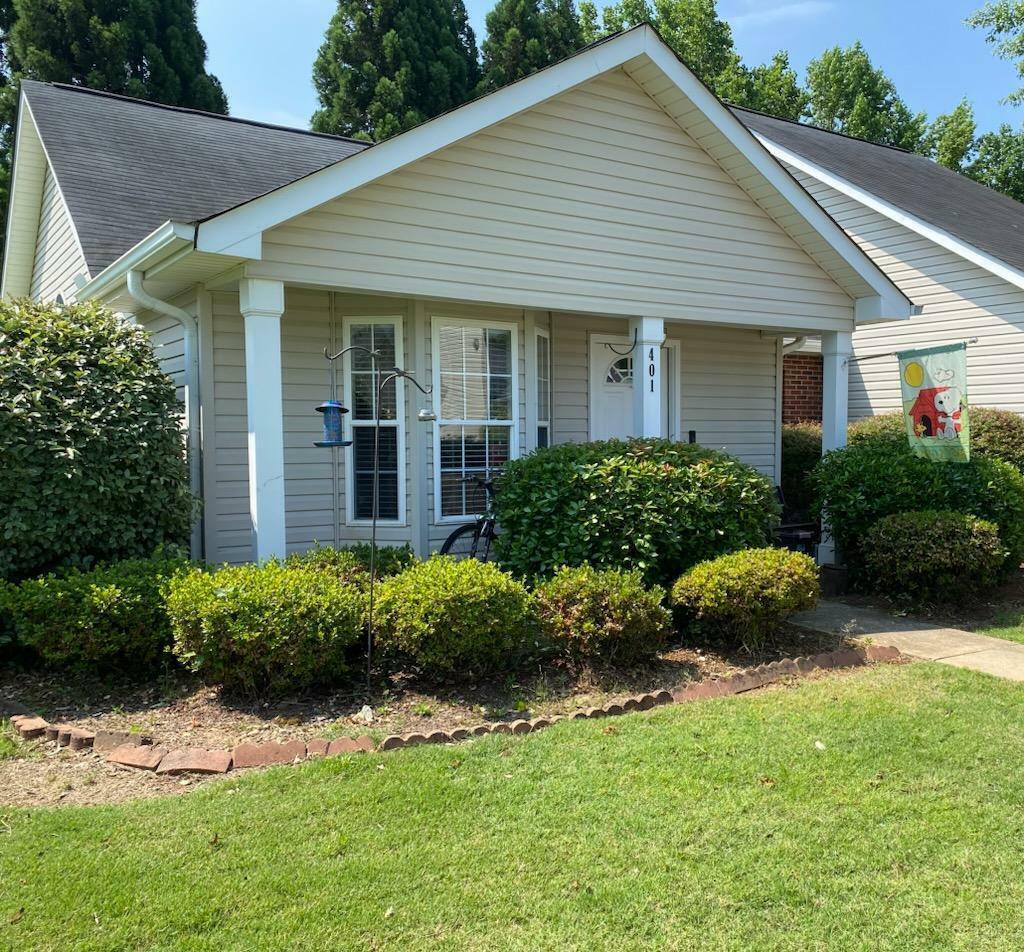 Property Photo: 401 Crestridge Drive SC 29681