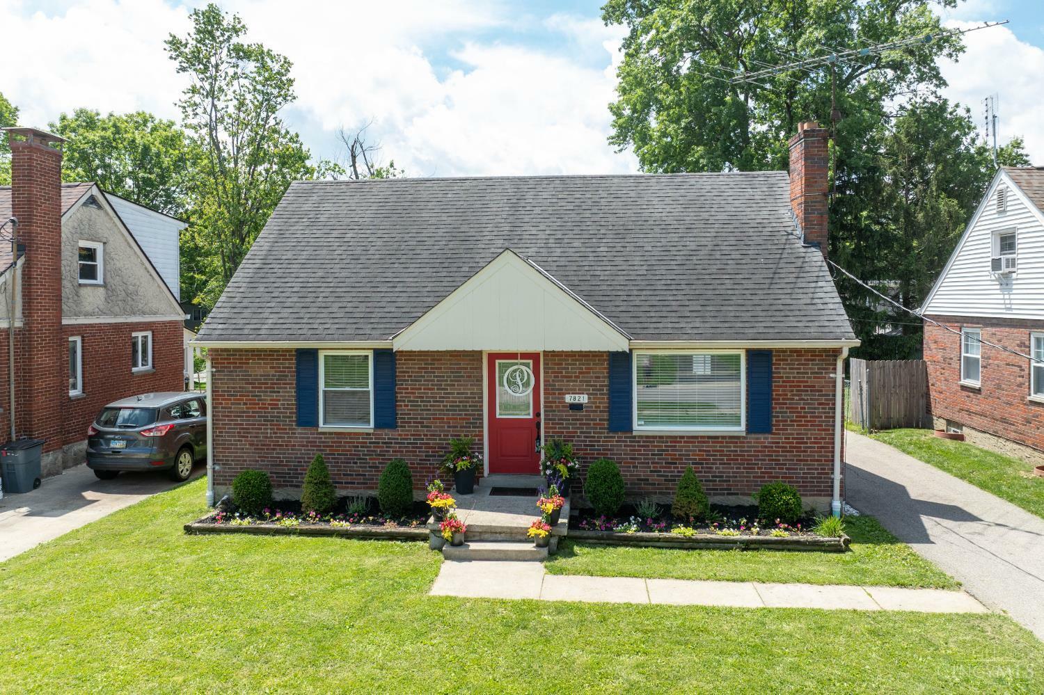 Property Photo: 7821 Locust Lane OH 45243