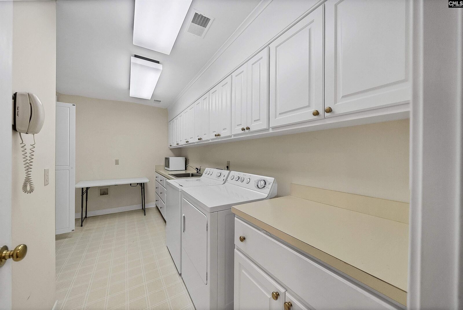 Property Photo:  318 Lands End  SC 29036-8487 