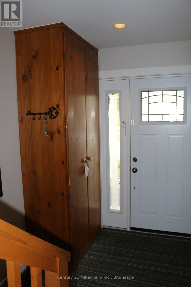 Photo de la propriété: 452 Oxbow Crescent ON L9Y 5B4