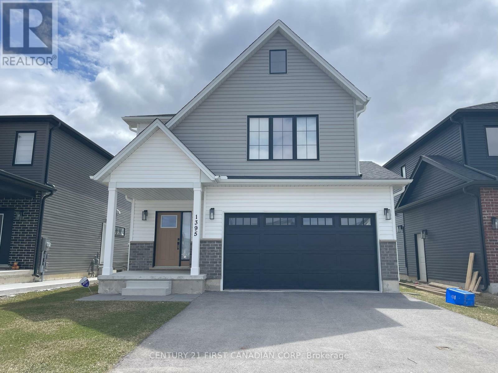 Property Photo:  1395 Twilite Boulevard  ON N6G 0S8 