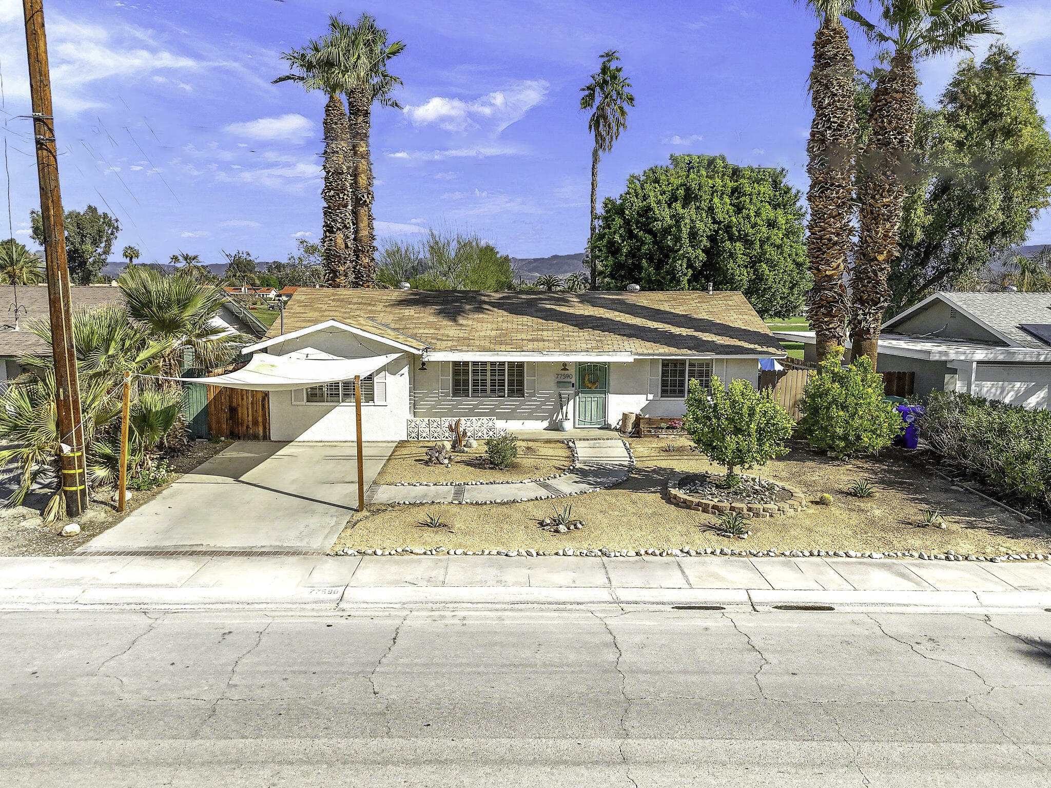 Property Photo: 77590 California Drive CA 92211