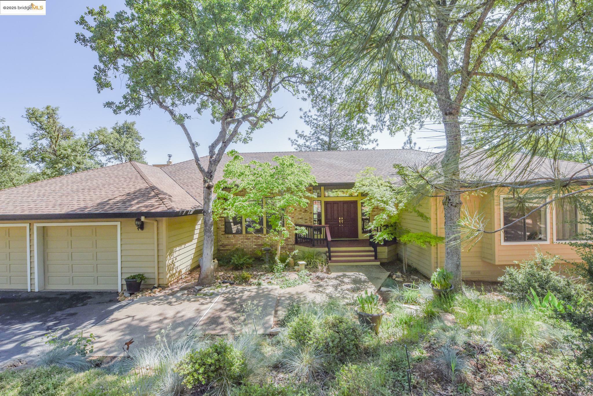 Property Photo: 21342 Oneto Drive CA 95370