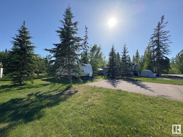 Property Photo: 25 46514 Township Road 604A AB T9N 2H1