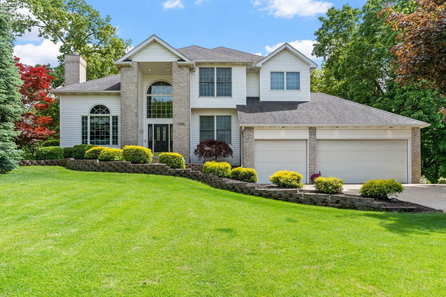 Property Photo: 4155 E Laurel Ridge Drive OH 43452