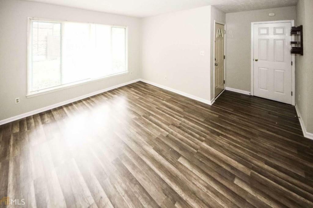 Property Photo: 1200 Ashborough Terrace SE A GA 30067