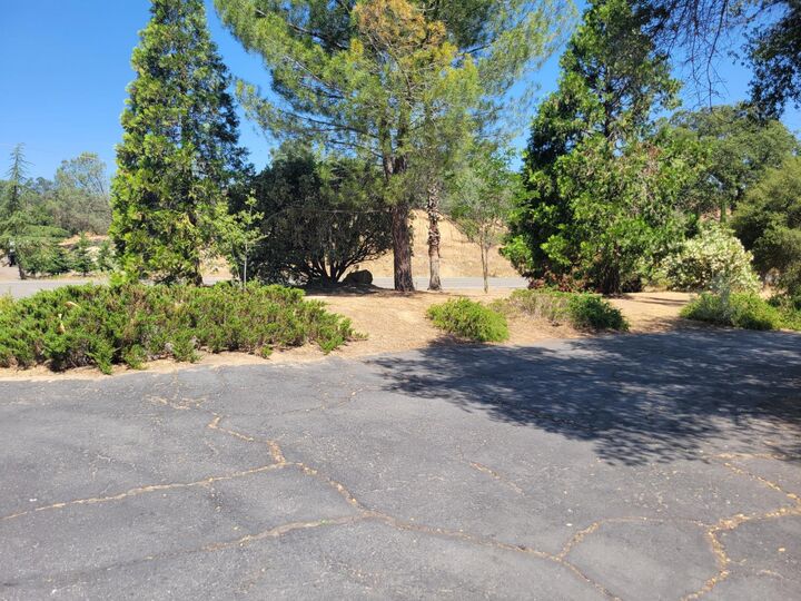 Property Photo:  30685 Yosemite Springs Pkwy  CA 93614 