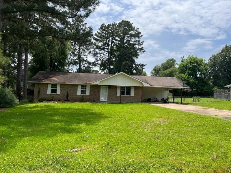 Property Photo: 6619 Lost Ridge Drive LA 71360
