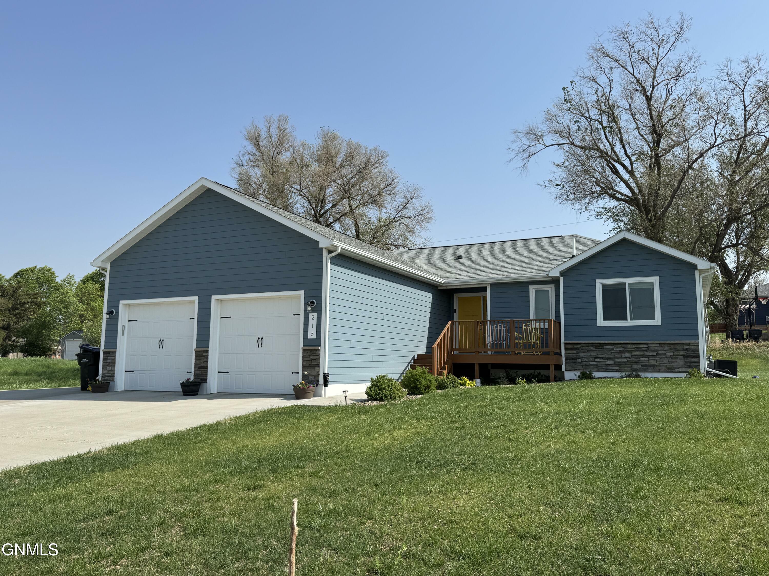 Property Photo: 215 7th Avenue NE ND 58854