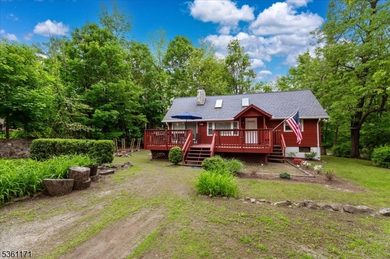 Property Photo: 85 Breakneck Rd NJ 07422