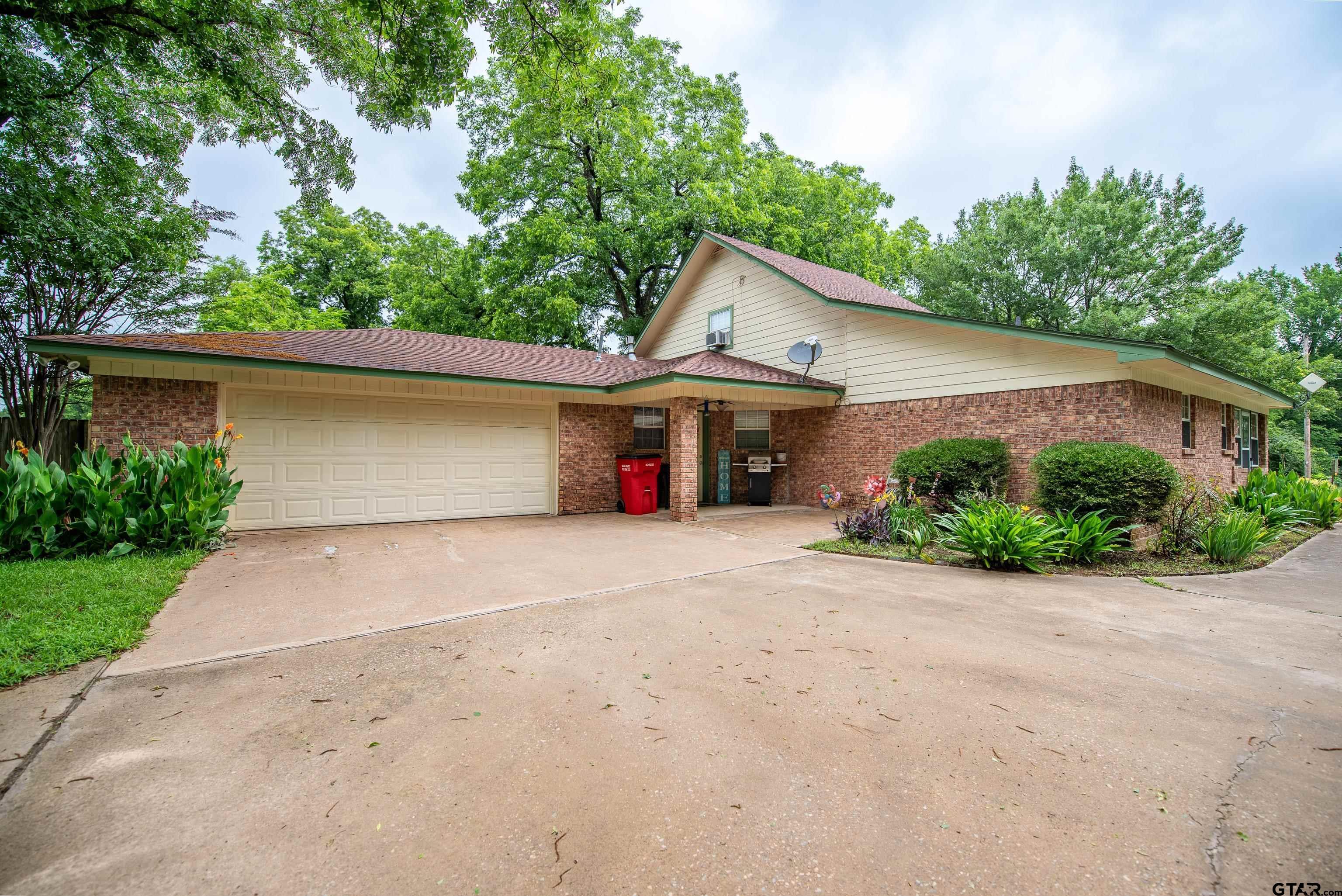 Property Photo: 9464 S Fm 269 TX 75471