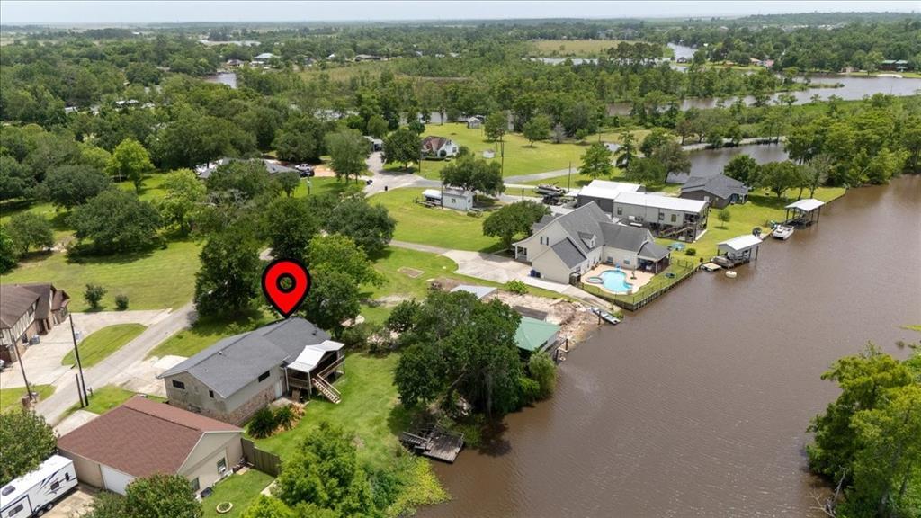 Property Photo:  240 Berwick Drive  TX 77611 