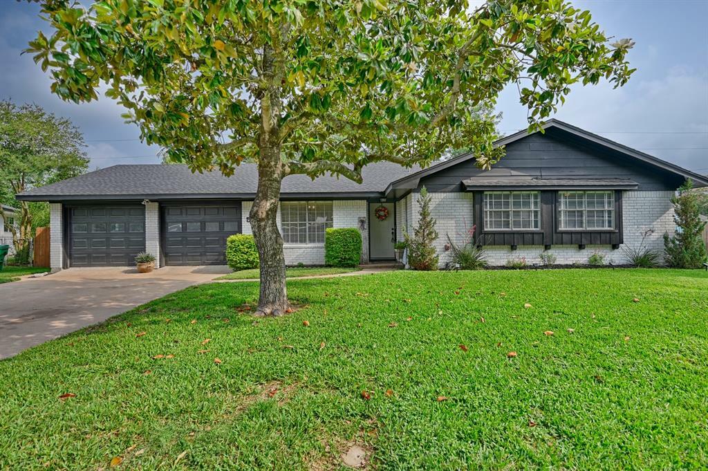 Property Photo: 507 Sandra Drive TX 77833