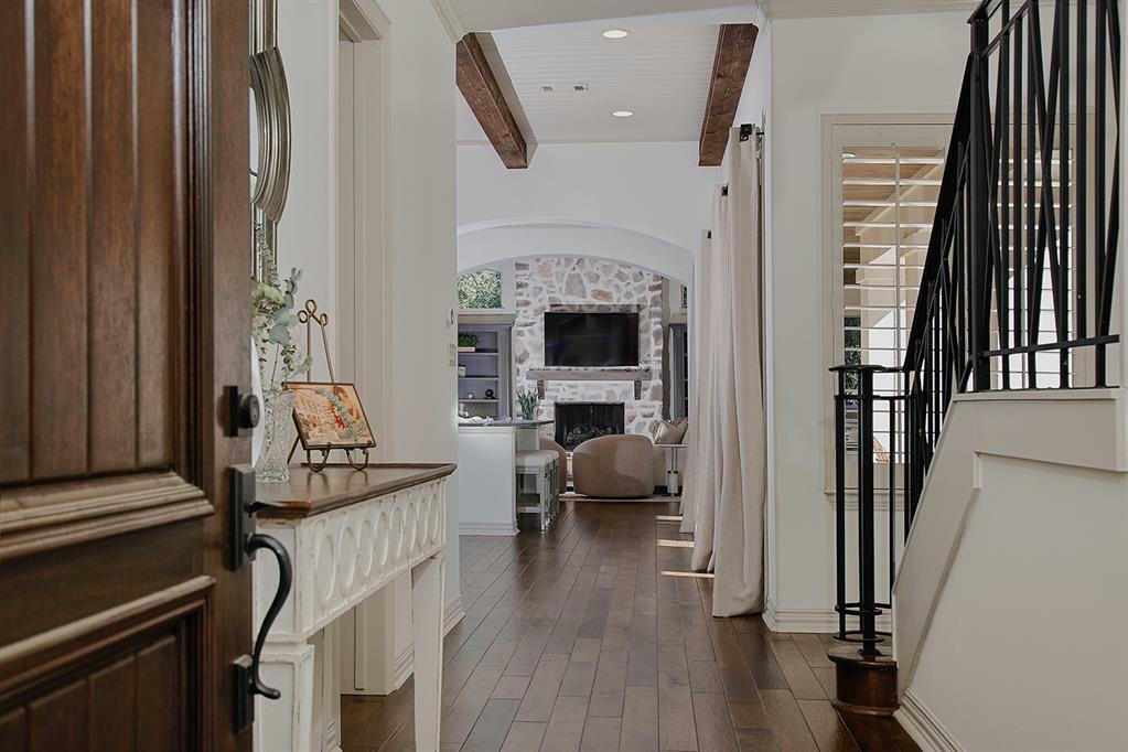 Property Photo:  70 Angelique Way  TX 77382 