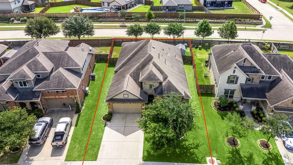 Property Photo: 3266 Karleigh Way TX 77406