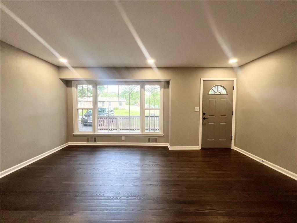 Property Photo:  10704 Mersington Avenue  MO 64137 