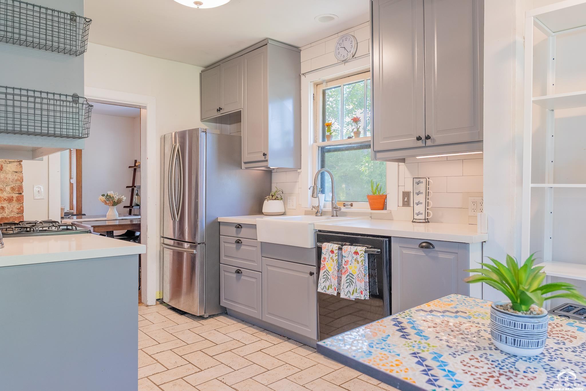 Property Photo: 1809 Illinois Street KS 66044
