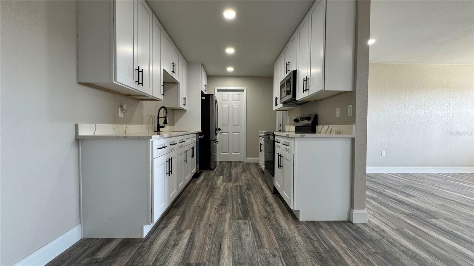 Property Photo:  1735 Council Drive  FL 33573 