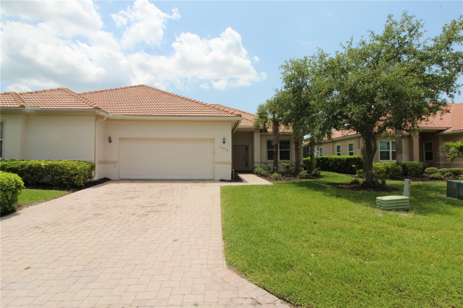 Property Photo: 13256 Creekside Lane FL 33953