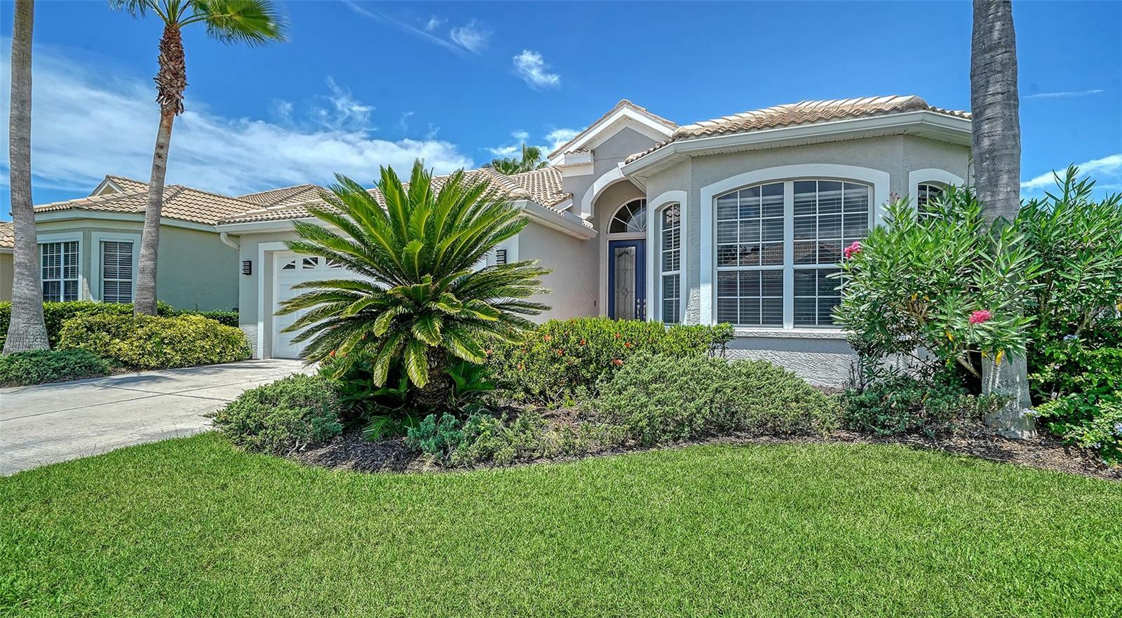 Property Photo: 4220 Miriana Way FL 34233