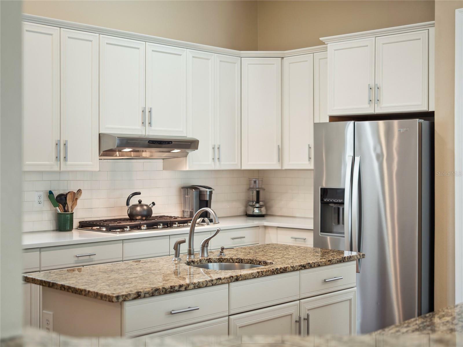 Property Photo: 2880 Old Castle Drive FL 32792