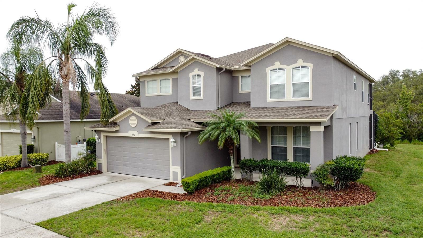 Property Photo: 805 Suffolk Place FL 33896