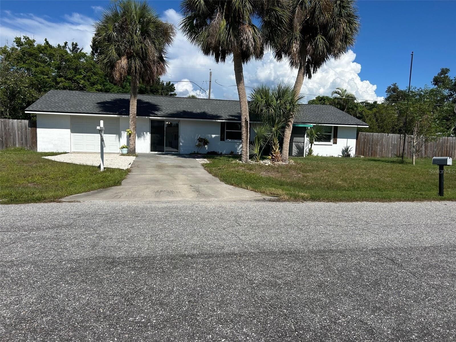 Property Photo: 112 E Marland Court FL 34275
