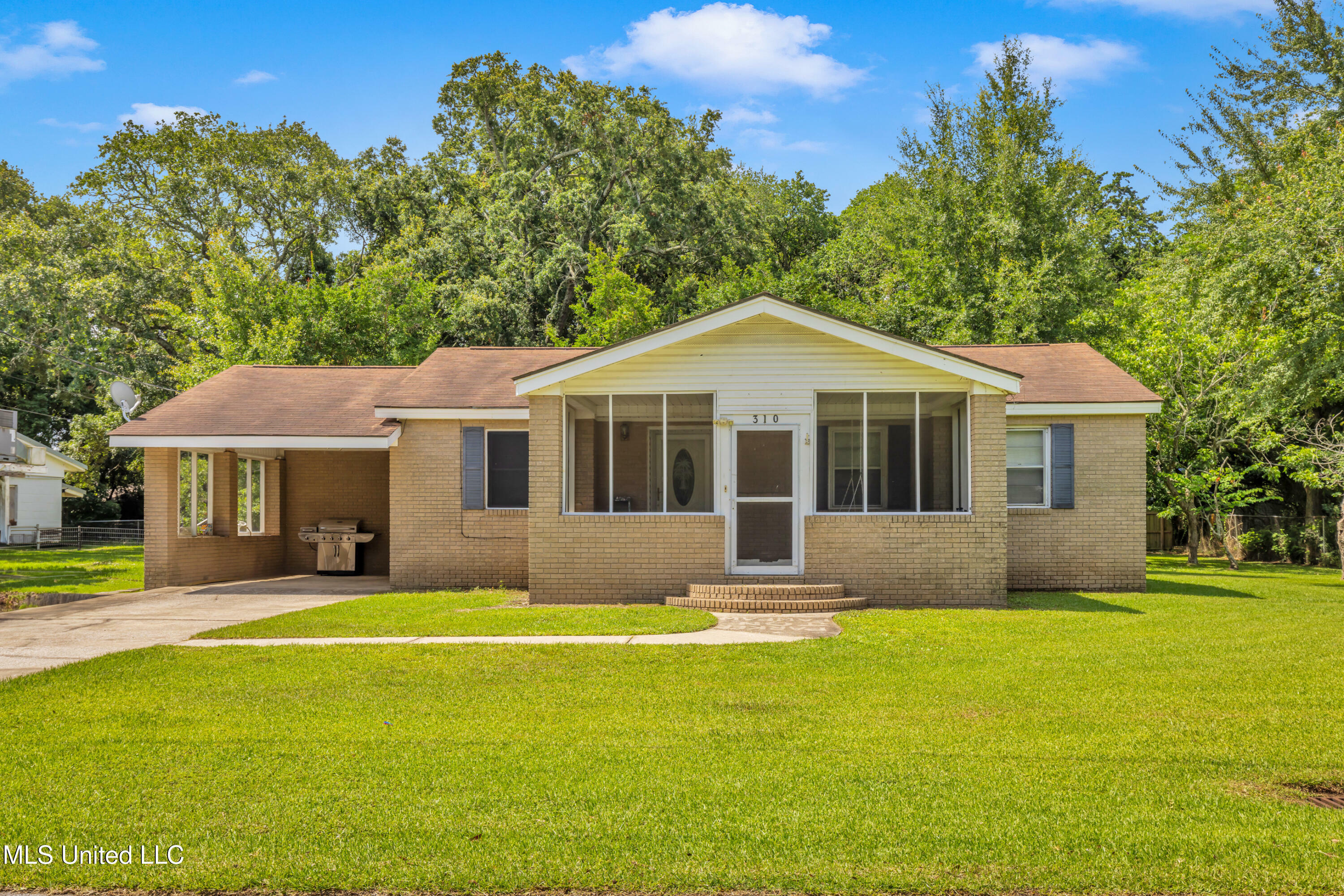 Property Photo:  310 John Avenue  MS 39567 