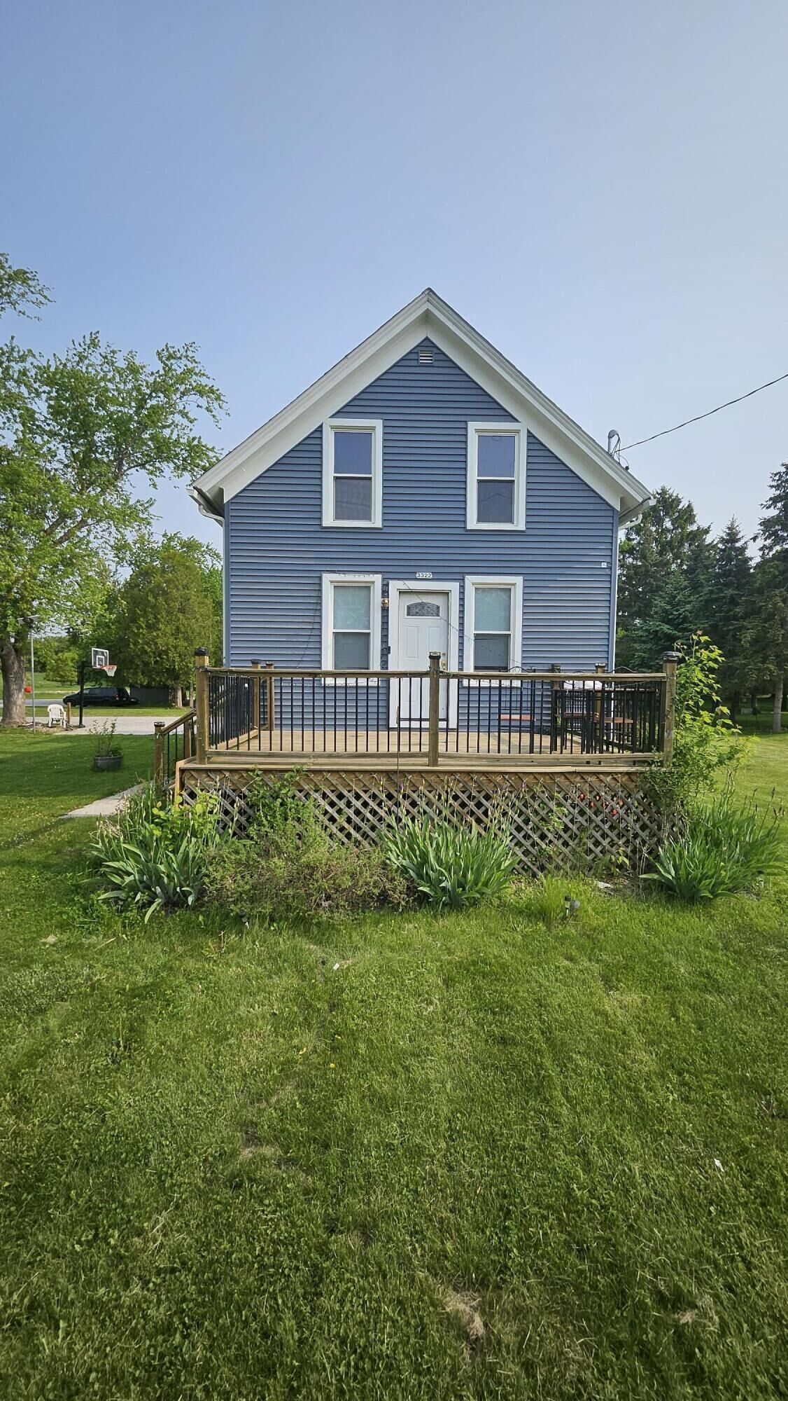 Property Photo: 3322 Main Ave WI 53083