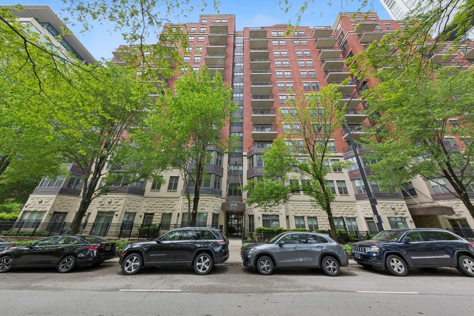 Property Photo: 1250 S Indiana Avenue 1301 IL 60605