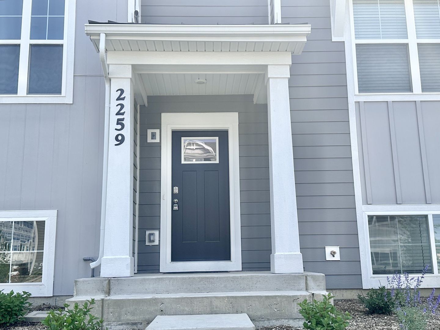 Property Photo: 2259 Glacier Street 2259 IL 60060