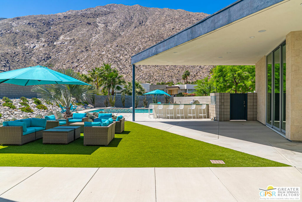 586 Polaris Court  Palm Springs CA 92264 photo