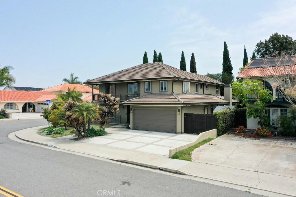 Property Photo: 21822 Seacrest Lane CA 92646