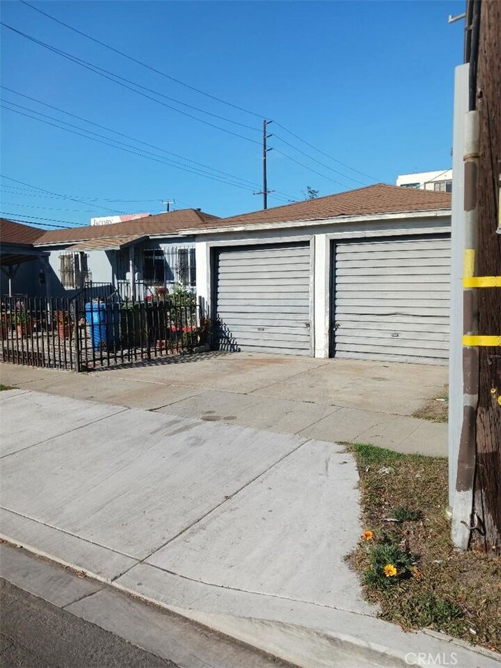 Property Photo: 5155 W 104th Street CA 90304