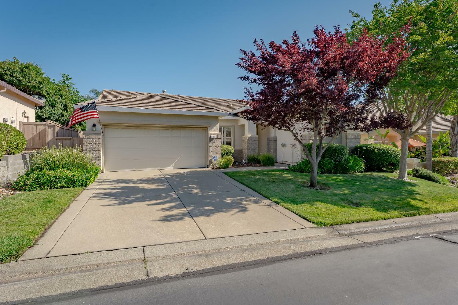 Property Photo: 1106 Sinclair Way CA 95747